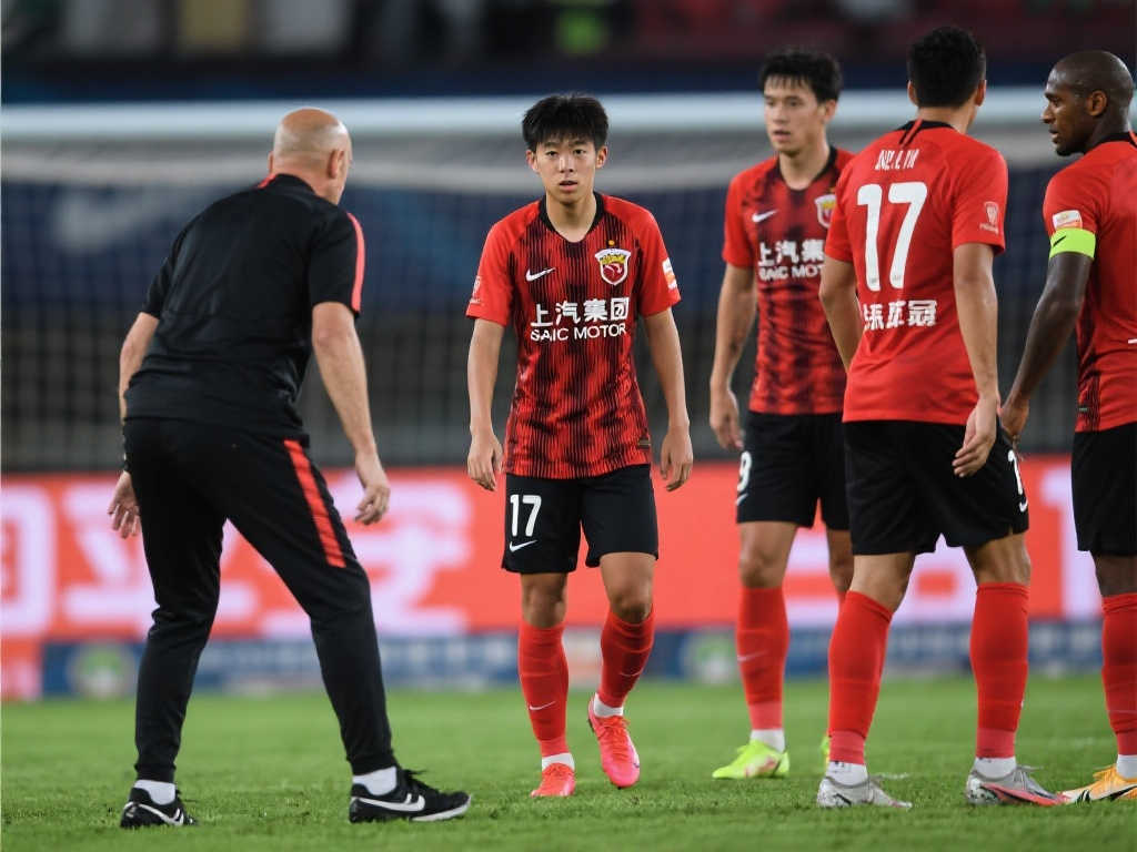 表现不俗 表现不俗